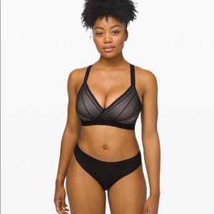 Lululemon Awake to Lace Bra 36C